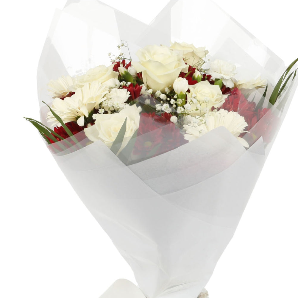A Red & White Deluxe Bouquet & Get Well Balloon£16.99