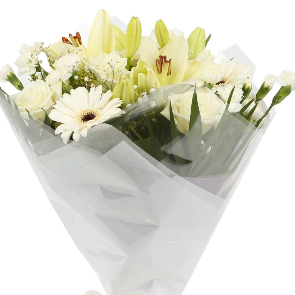 A Wonderful White Bouquet & Birthday Balloon£16.99