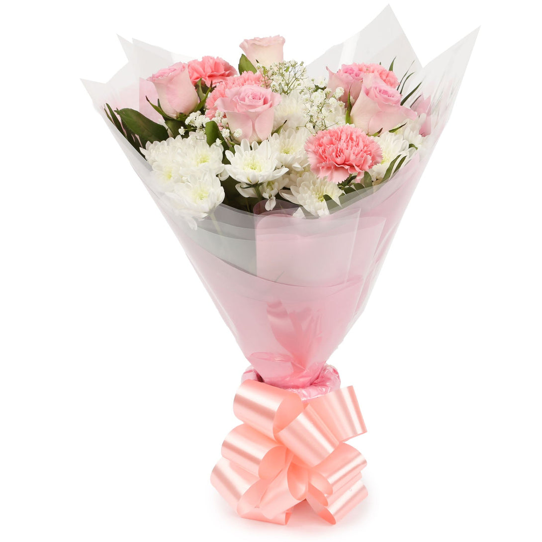 A Pink Snow White Bouquet & Birthday Balloon£16.99