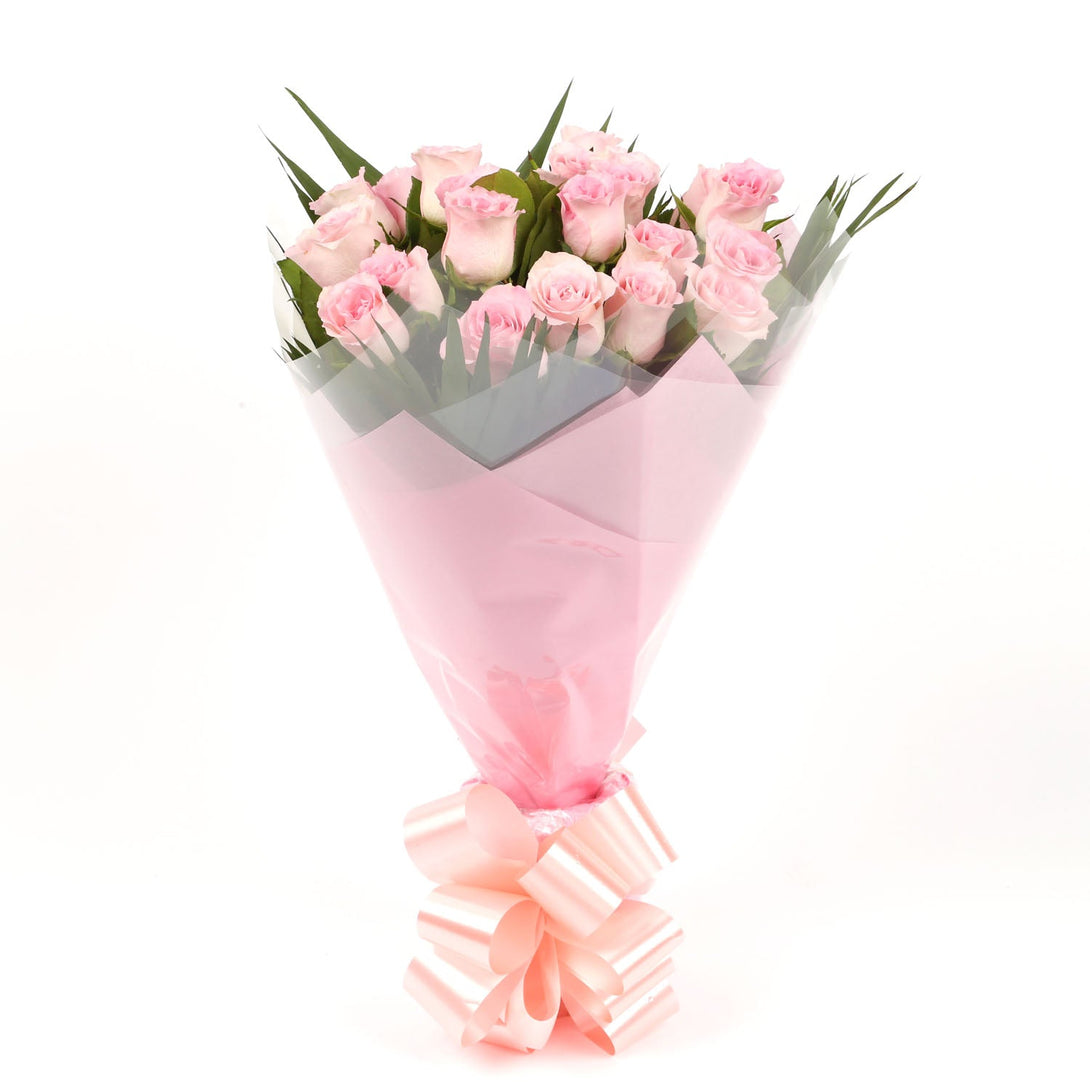 20 Beautiful Pink Roses.£19.99