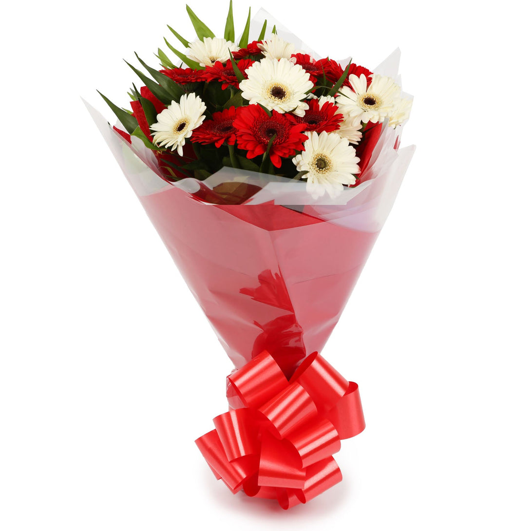 A Happy Gerbera Daisies Bouquet£14.99