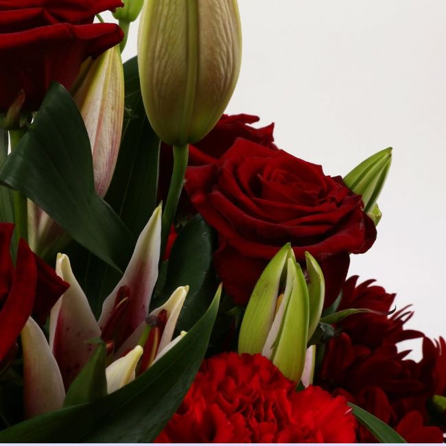 Red Roses & Lilly Bouquet£19.99