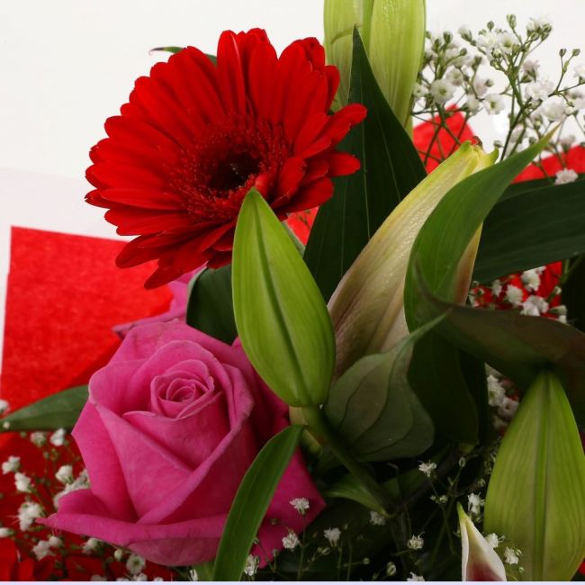 Pink Oriental Bouquet£16.99