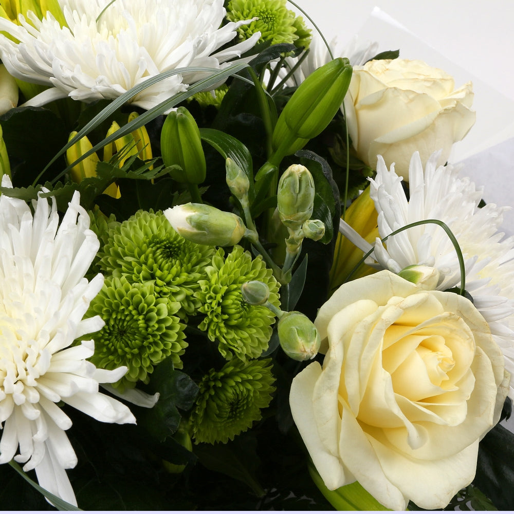 Golden Cream Flowers Bouquet£16.99