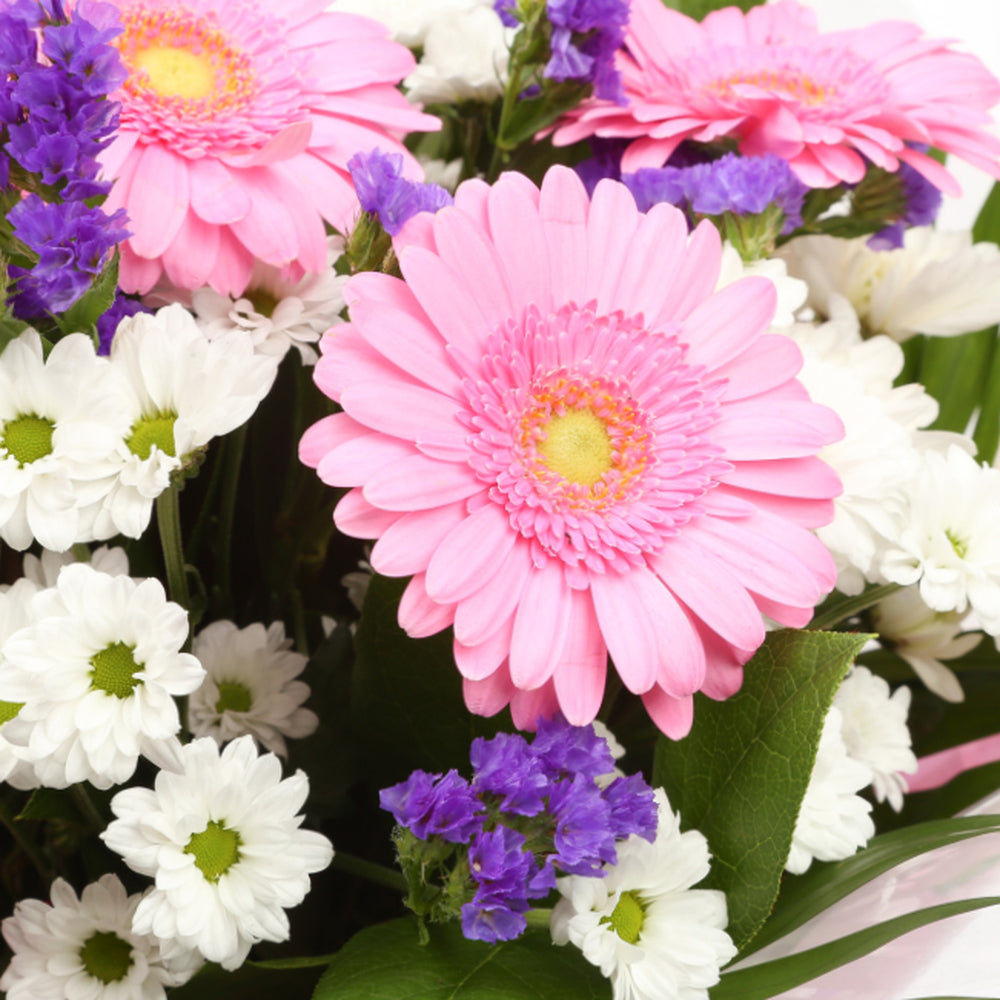 Its Girl Balloon & Serenity Bouquet£19.99