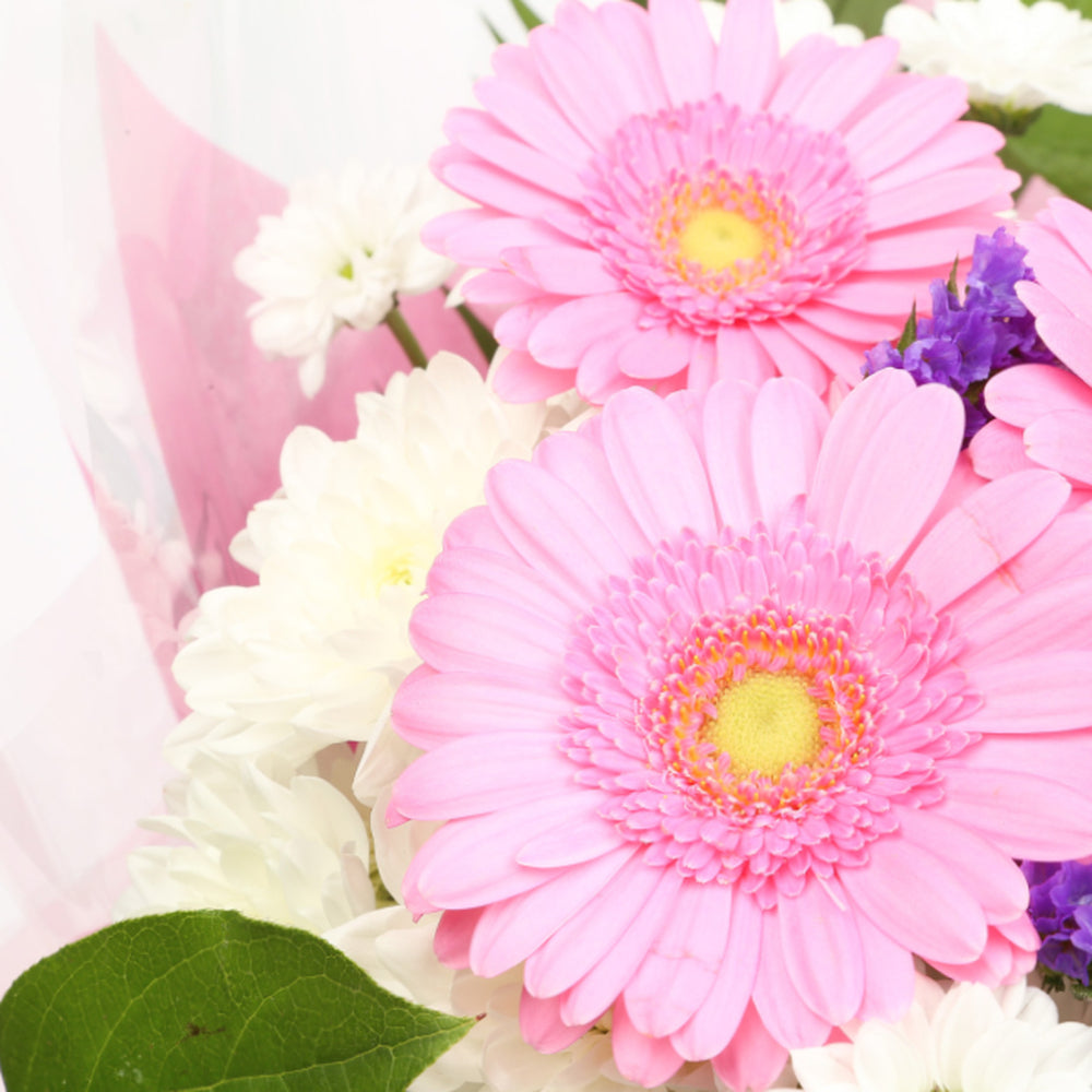 Its Girl Balloon & Serenity Bouquet£19.99