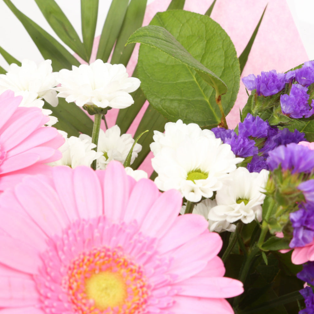 Its Girl Balloon & Serenity Bouquet£19.99
