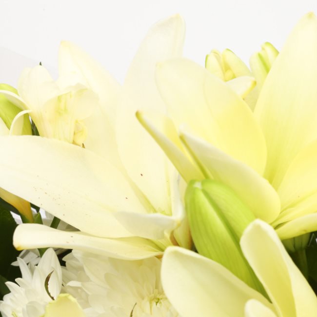 Love You Balloon & White Elegance Bouquet£19.99