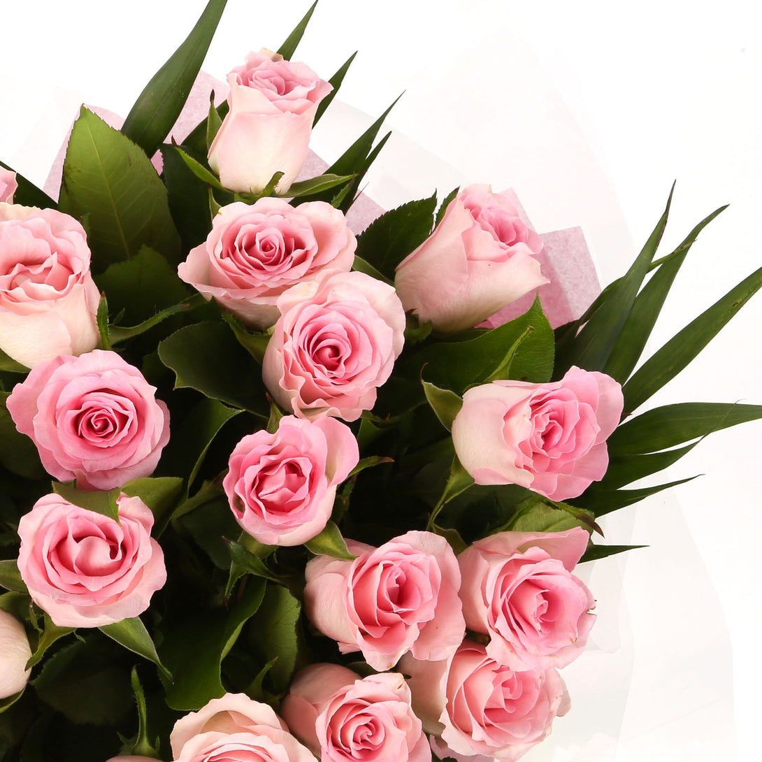 20 Beautiful Pink Roses Birthday Balloon£21.99