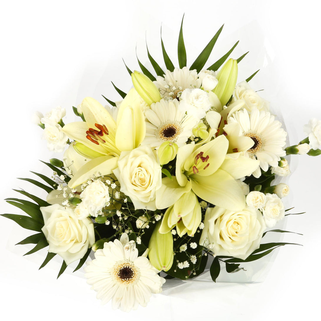 A Wonderful White Bouquet & Birthday Balloon£16.99