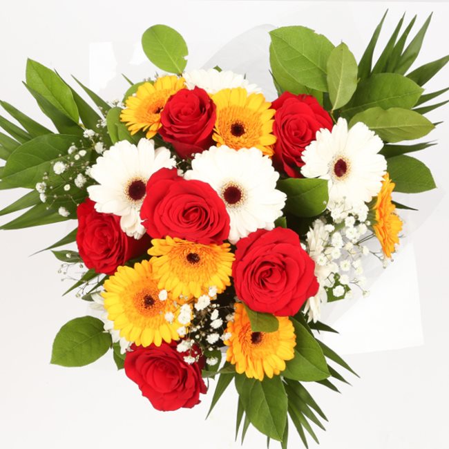 Love You Balloon & Celebration Bouquet£19.99