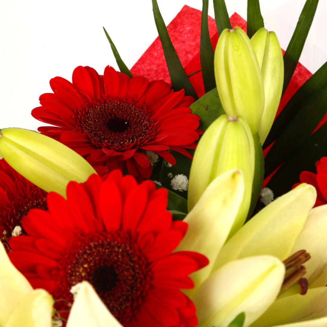 A Stunning Red Gerbera & Lily Bouquet & Birthday Balloon£16.99