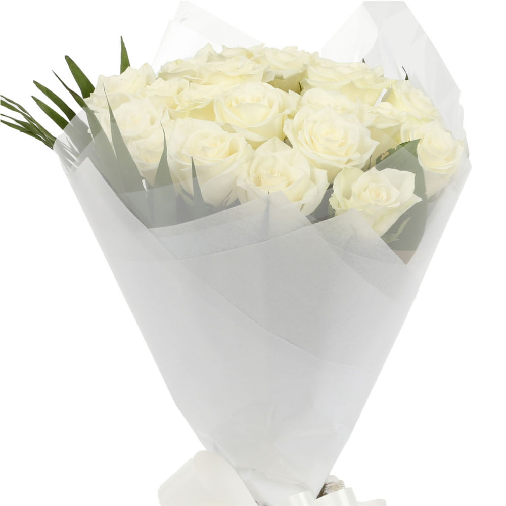 20 White Roses Bouquet & Birthday Balloon£21.99